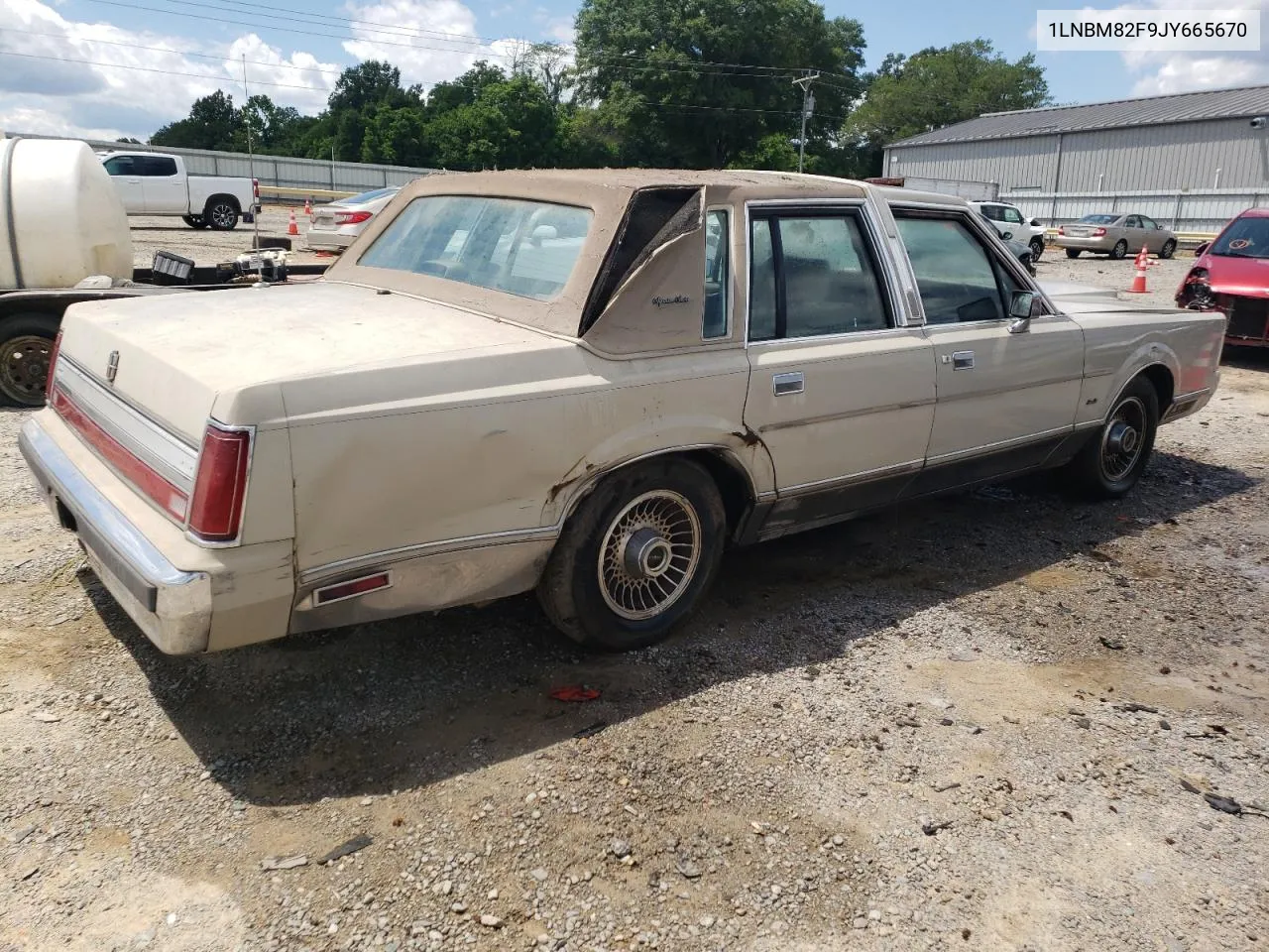 1LNBM82F9JY665670 1988 Lincoln Town Car Signature