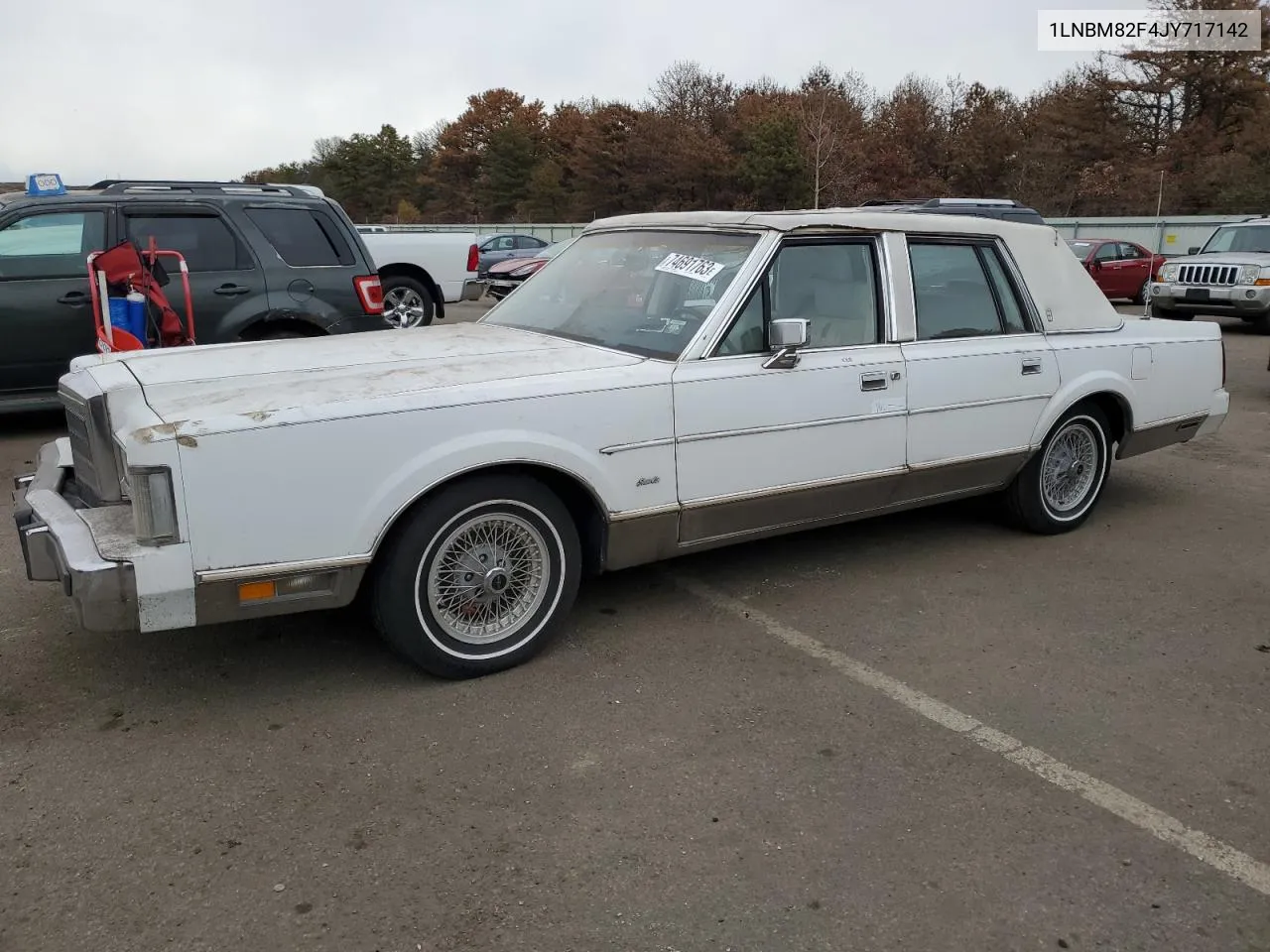 1LNBM82F4JY717142 1988 Lincoln Town Car Signature