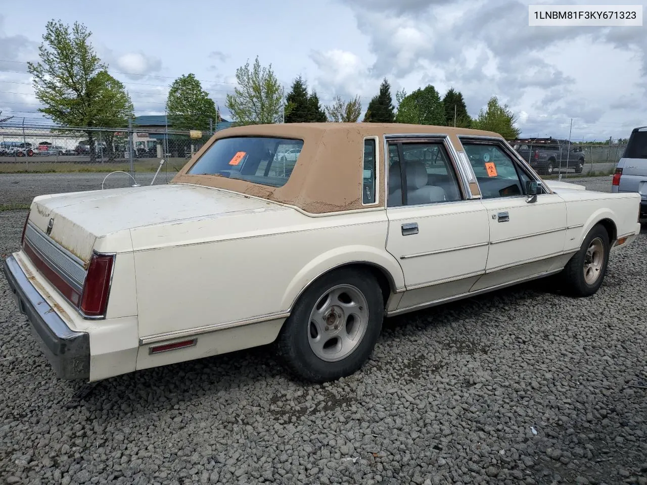 1LNBM81F3KY671323 1989 Lincoln Town Car