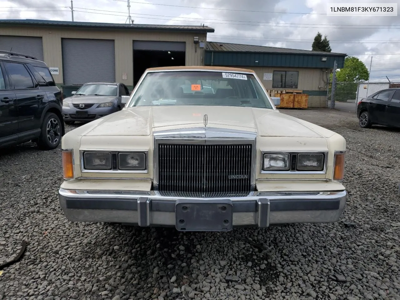 1989 Lincoln Town Car VIN: 1LNBM81F3KY671323 Lot: 52954774