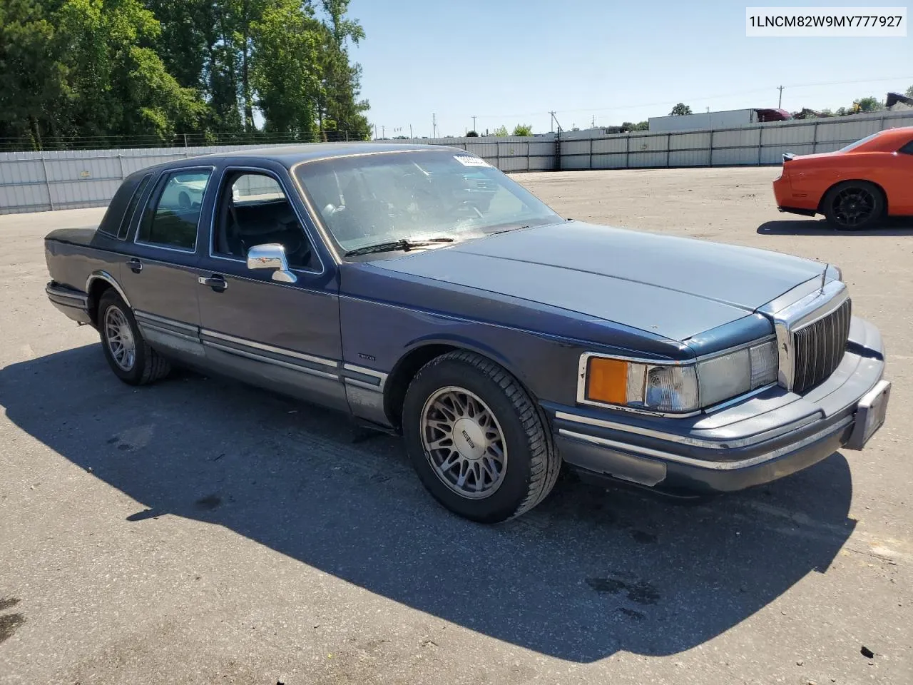 1LNCM82W9MY777927 1991 Lincoln Town Car Signature