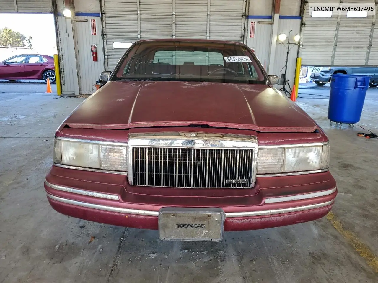 1LNCM81W6MY637495 1991 Lincoln Town Car Executive