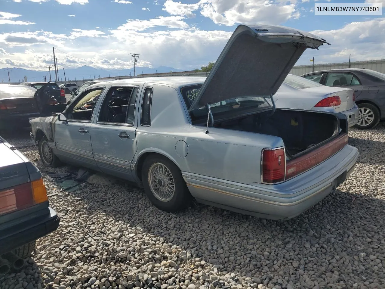 1992 Lincoln Town Car Cartier VIN: 1LNLM83W7NY743601 Lot: 68654934