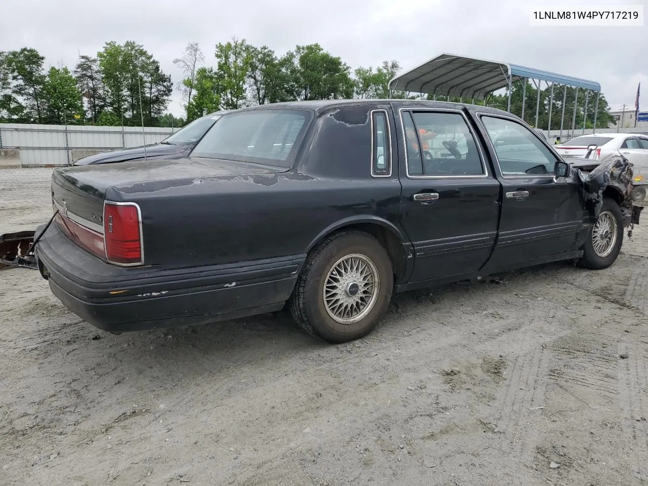 1LNLM81W4PY717219 1993 Lincoln Town Car Executive