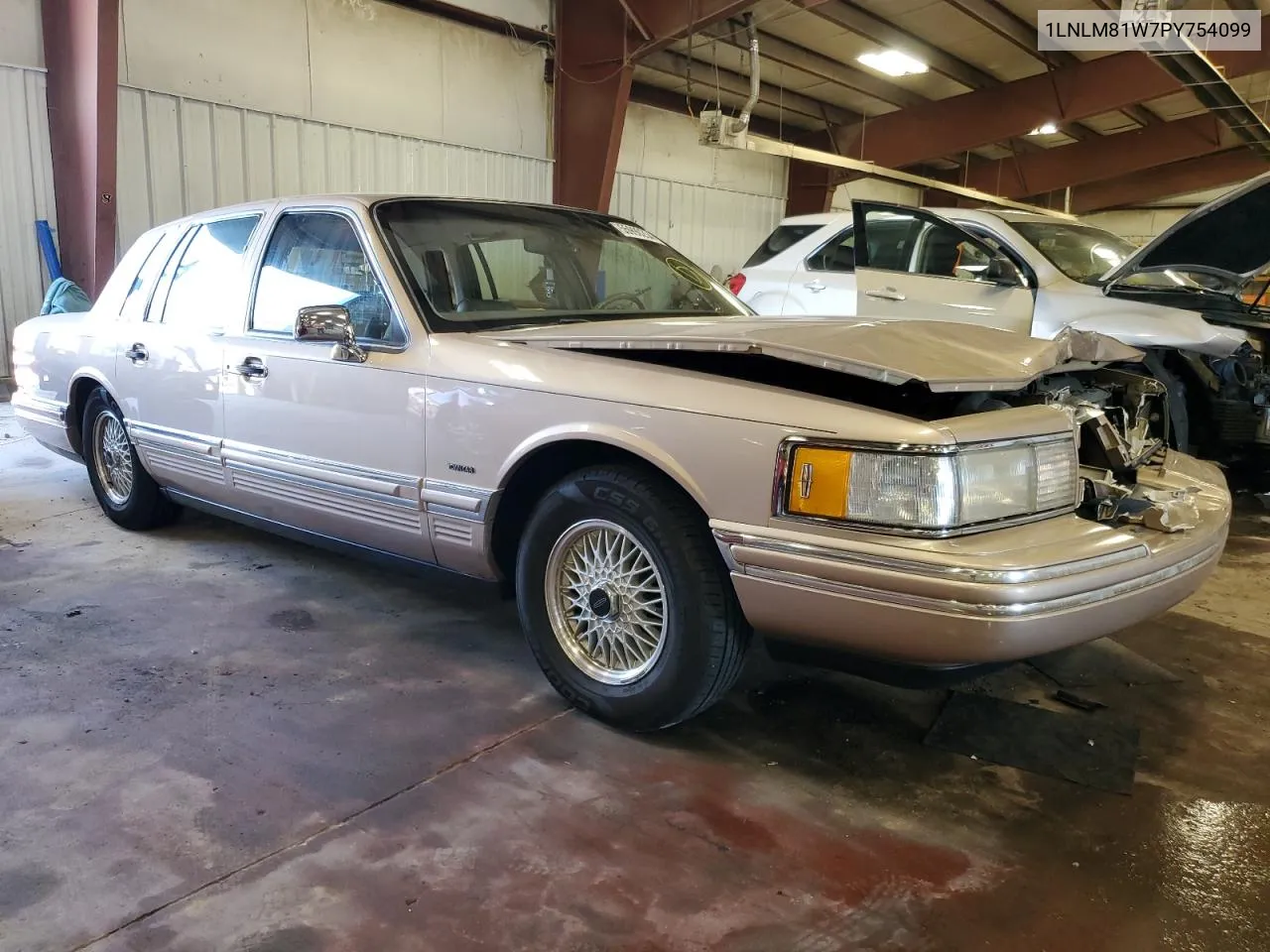 1993 Lincoln Town Car Executive VIN: 1LNLM81W7PY754099 Lot: 55990254