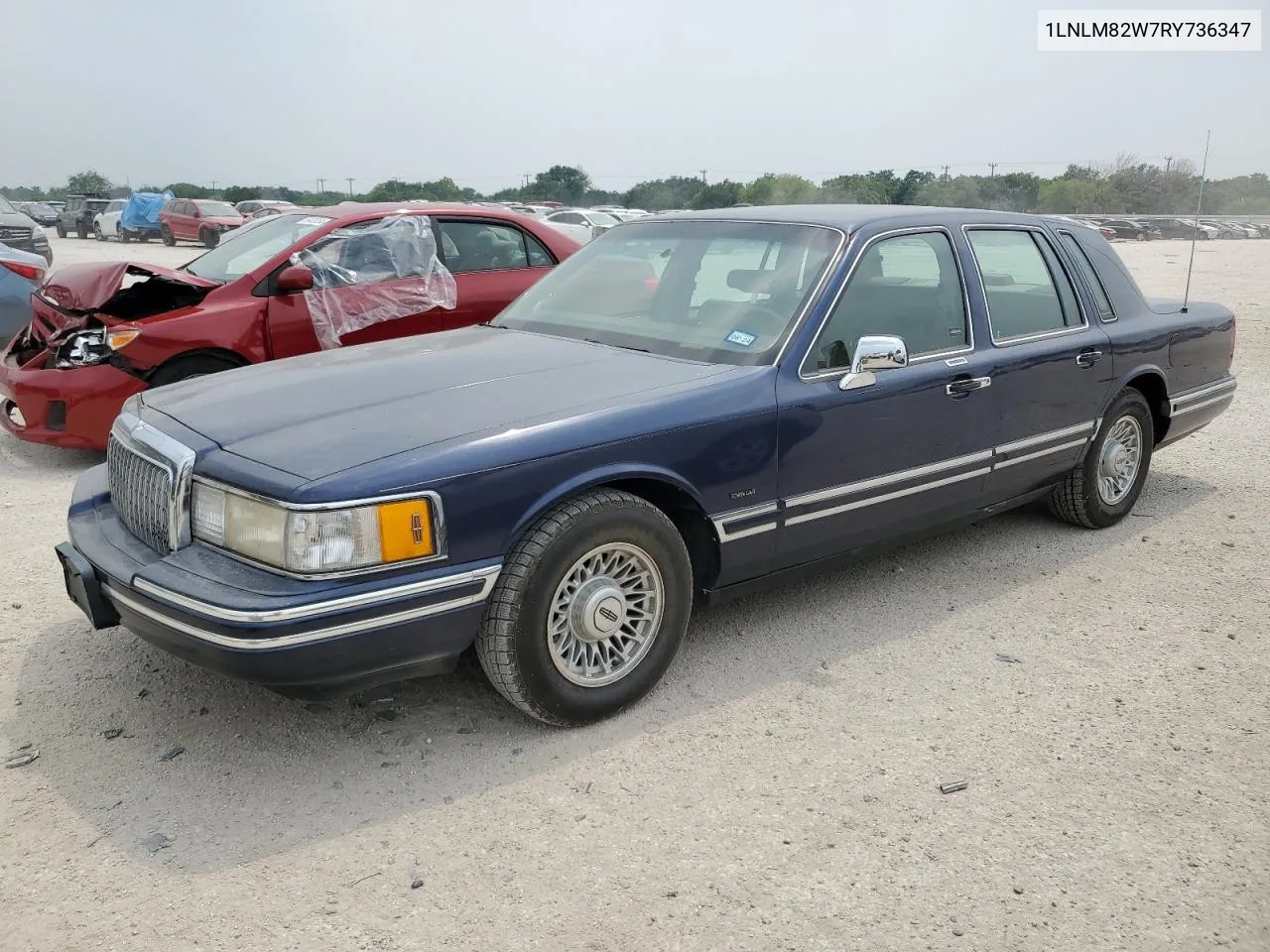 1994 Lincoln Town Car Signature VIN: 1LNLM82W7RY736347 Lot: 54837114