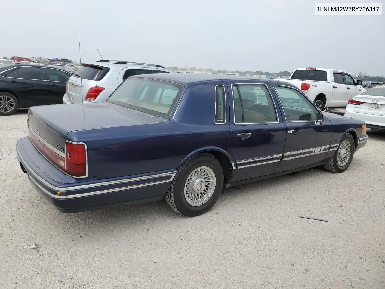 1994 Lincoln Town Car Signature VIN: 1LNLM82W7RY736347 Lot: 54837114