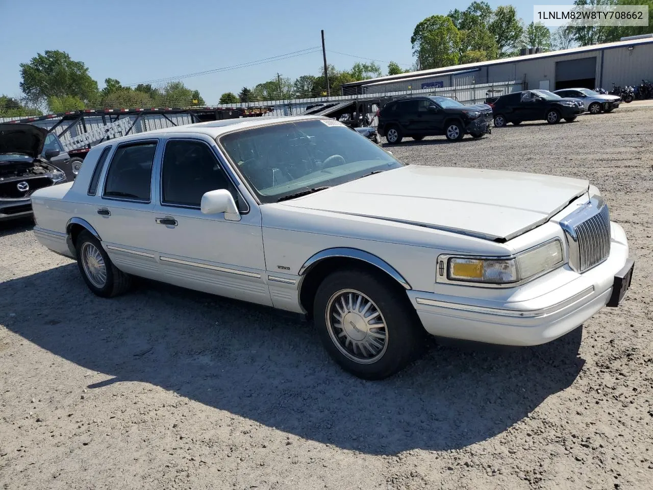 1LNLM82W8TY708662 1996 Lincoln Town Car Signature