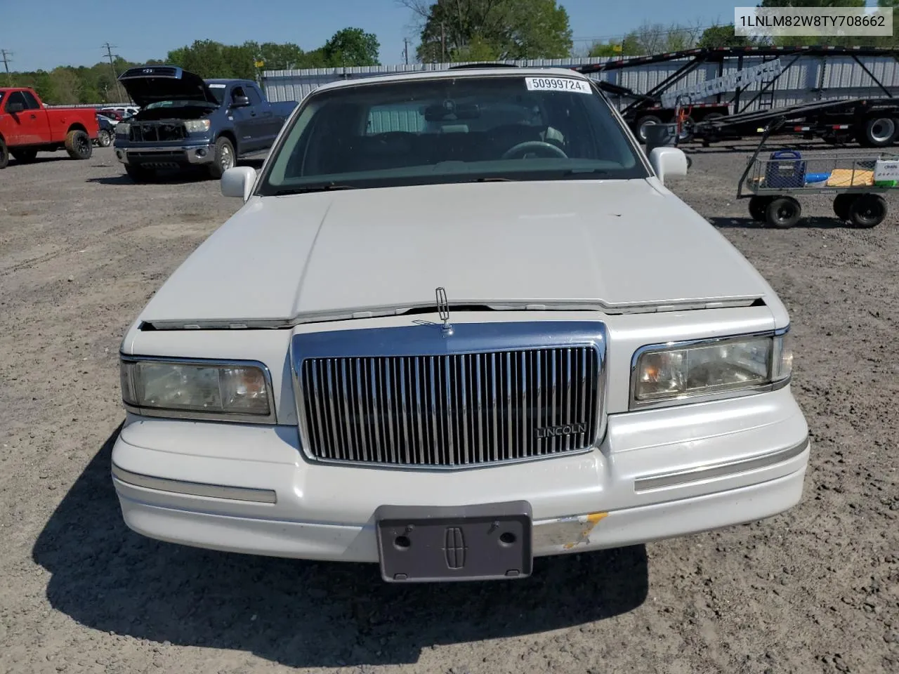 1996 Lincoln Town Car Signature VIN: 1LNLM82W8TY708662 Lot: 50999724