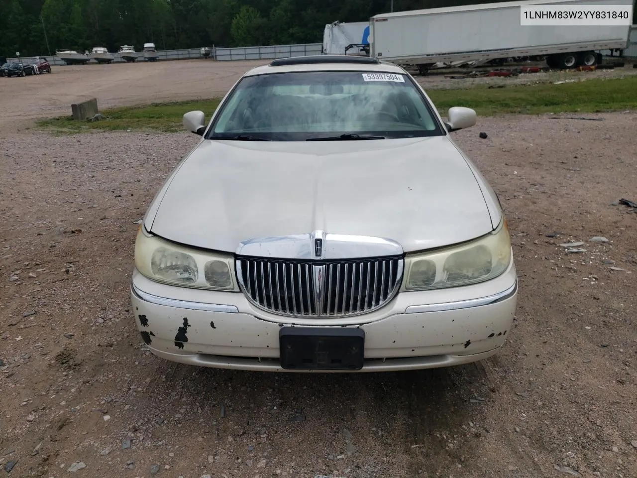 2000 Lincoln Town Car Cartier VIN: 1LNHM83W2YY831840 Lot: 53397504