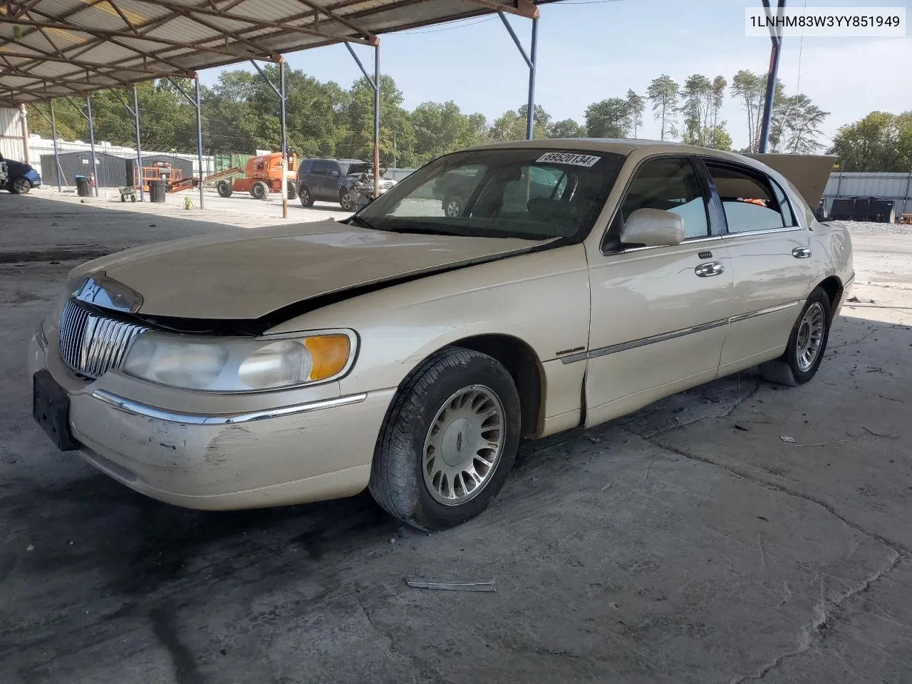 2000 Lincoln Town Car Cartier VIN: 1LNHM83W3YY851949 Lot: 69520134