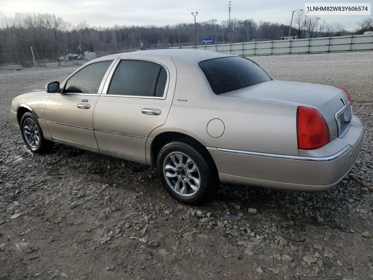 1LNHM82W83Y606574 2003 Lincoln Town Car Signature