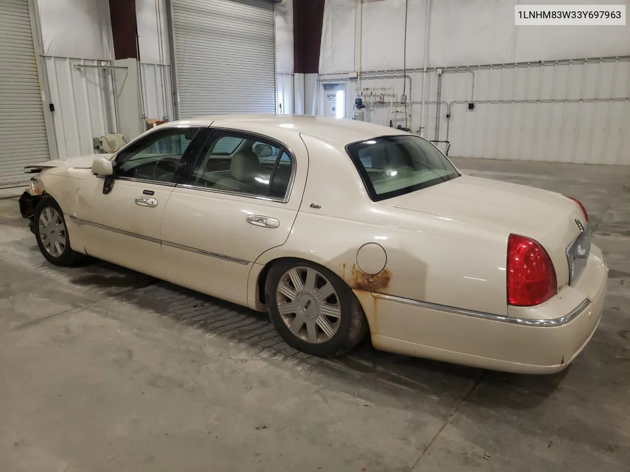 2003 Lincoln Town Car Cartier VIN: 1LNHM83W33Y697963 Lot: 51799184