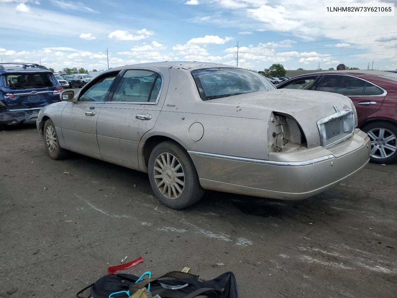 2003 Lincoln Town Car Signature VIN: 1LNHM82W73Y621065 Lot: 54929224