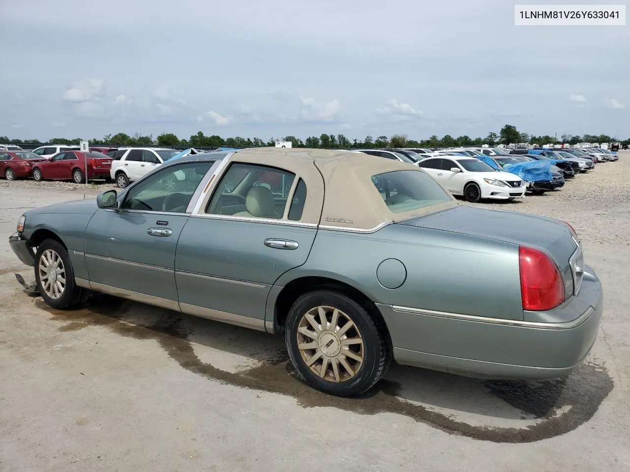 1LNHM81V26Y633041 2006 Lincoln Town Car Signature