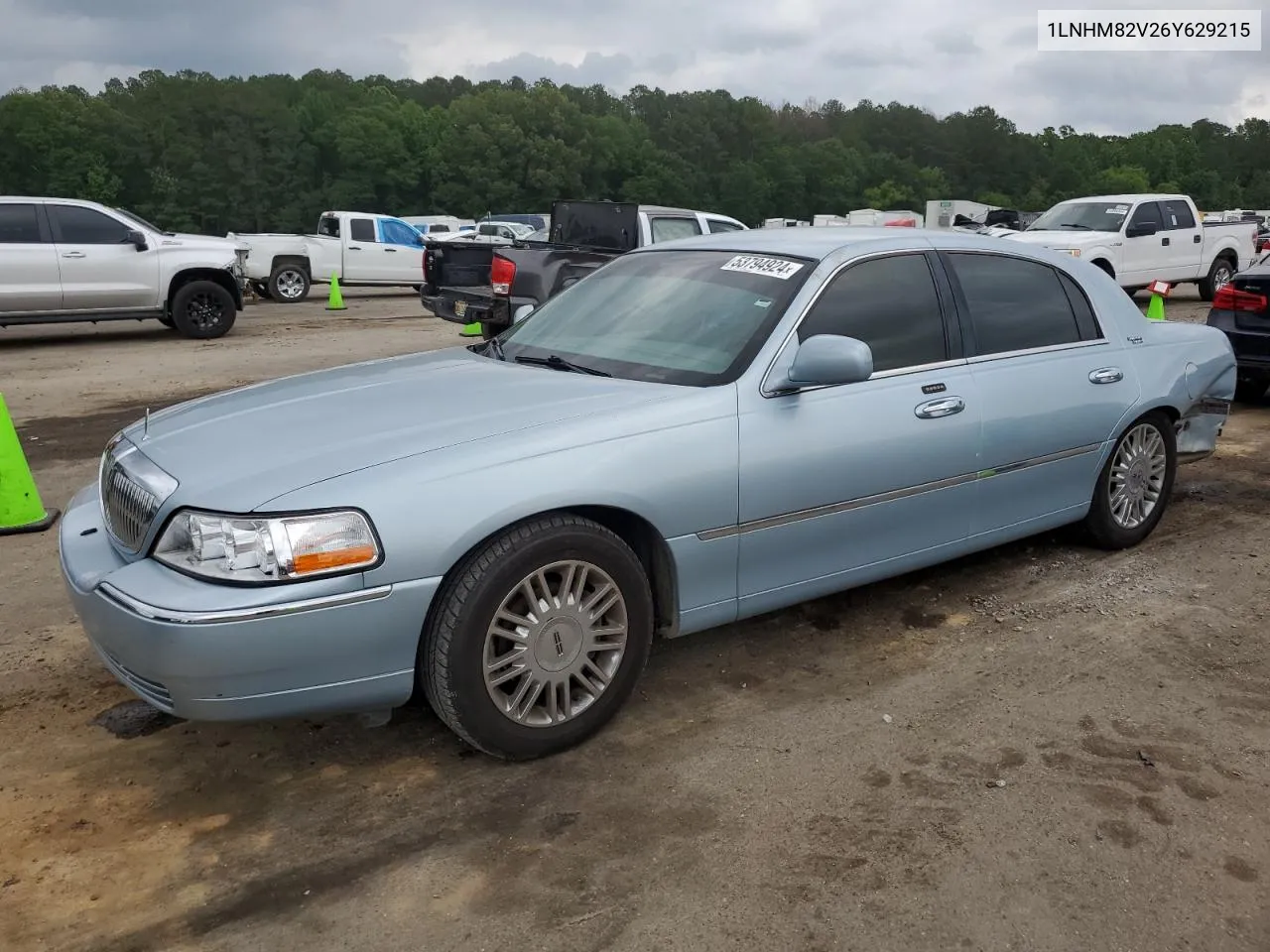 2006 Lincoln Town Car Signature Limited VIN: 1LNHM82V26Y629215 Lot: 53794924