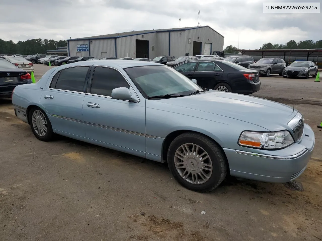 2006 Lincoln Town Car Signature Limited VIN: 1LNHM82V26Y629215 Lot: 53794924