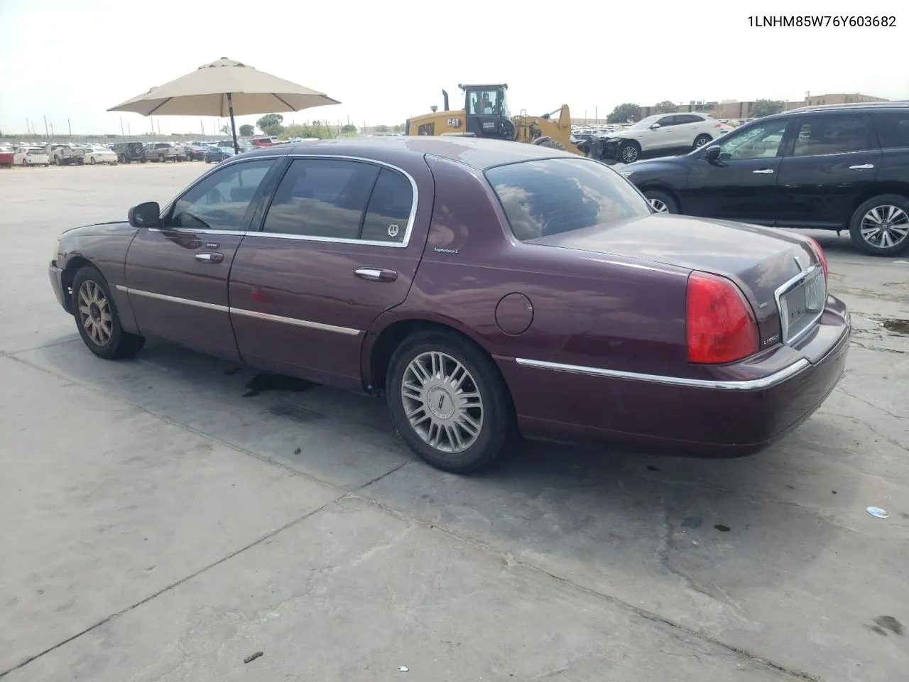 2006 Lincoln Town Car Signature Long Wheelbase VIN: 1LNHM85W76Y603682 Lot: 66282324