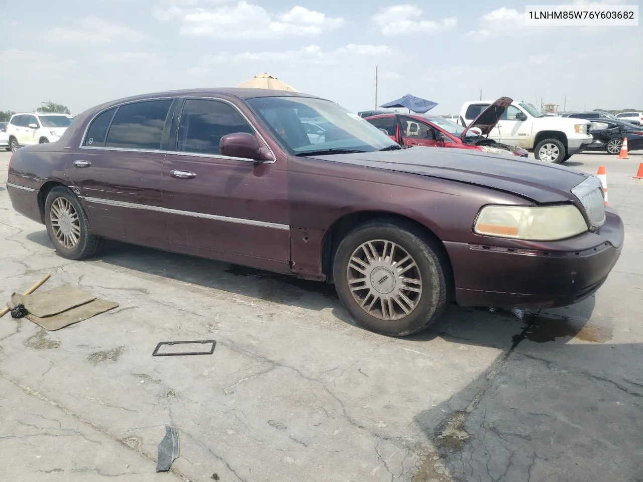 2006 Lincoln Town Car Signature Long Wheelbase VIN: 1LNHM85W76Y603682 Lot: 66282324