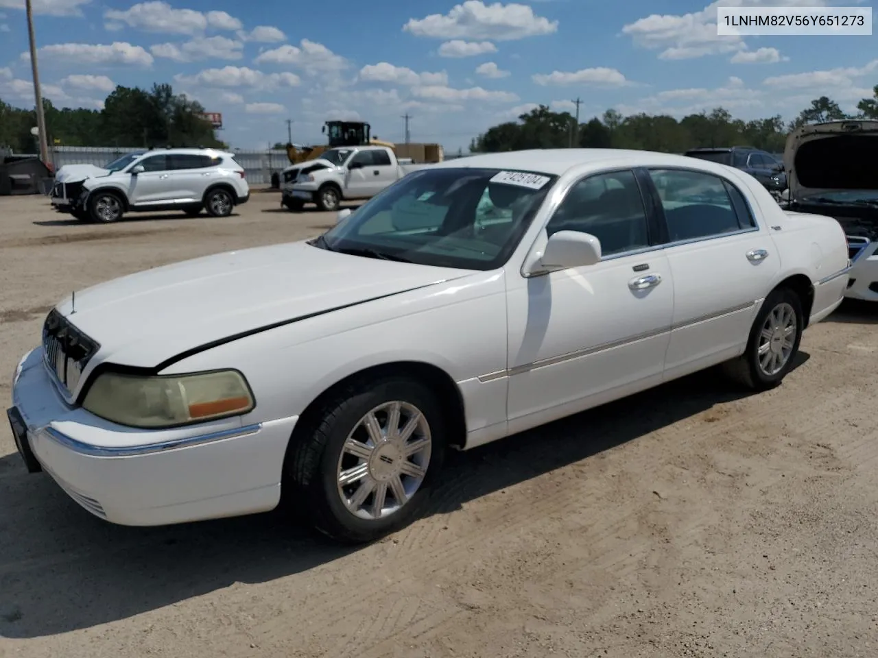 2006 Lincoln Town Car Signature Limited VIN: 1LNHM82V56Y651273 Lot: 72425104