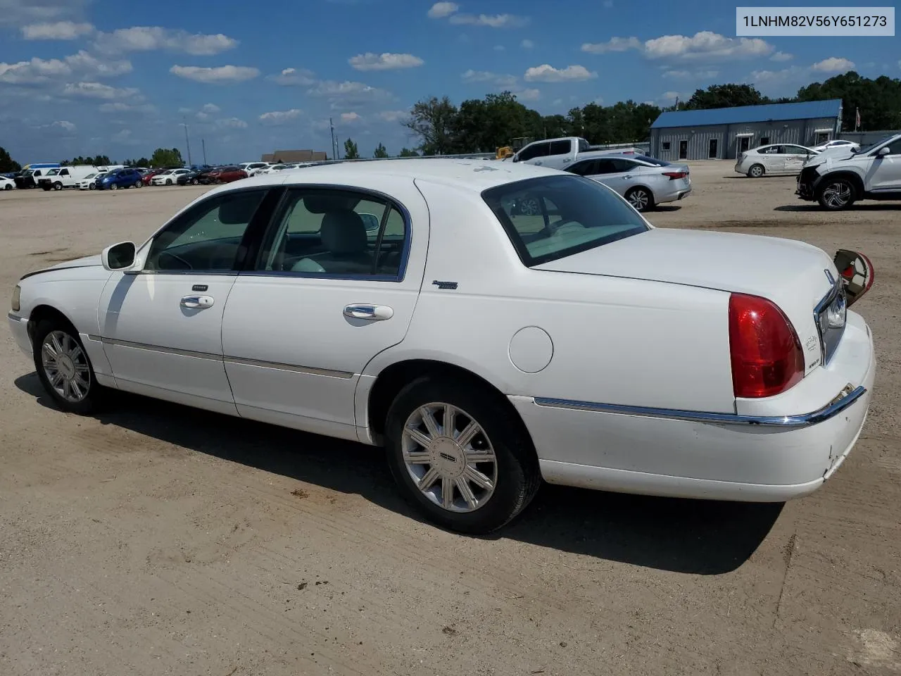 2006 Lincoln Town Car Signature Limited VIN: 1LNHM82V56Y651273 Lot: 72425104