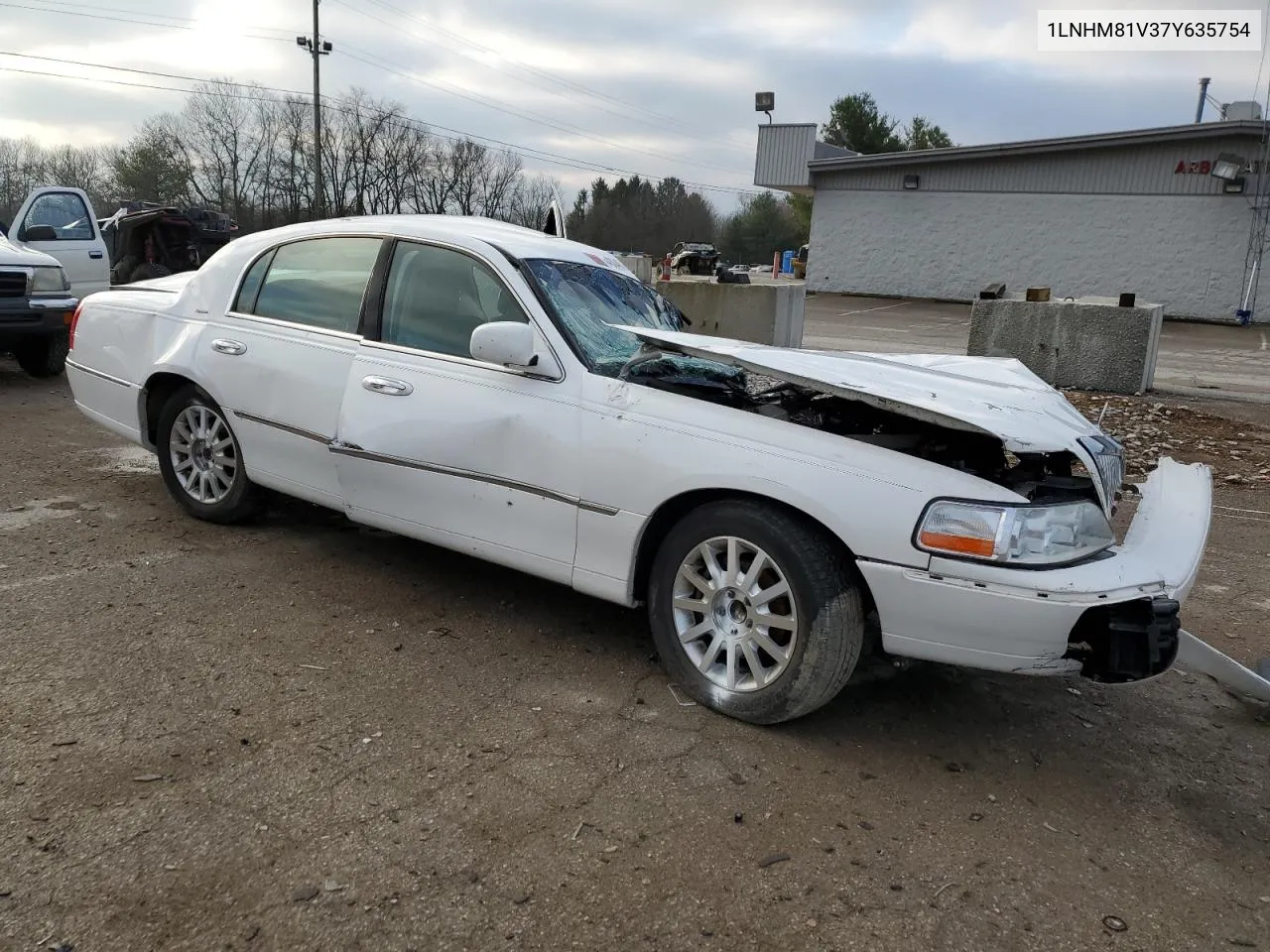 1LNHM81V37Y635754 2007 Lincoln Town Car Signature