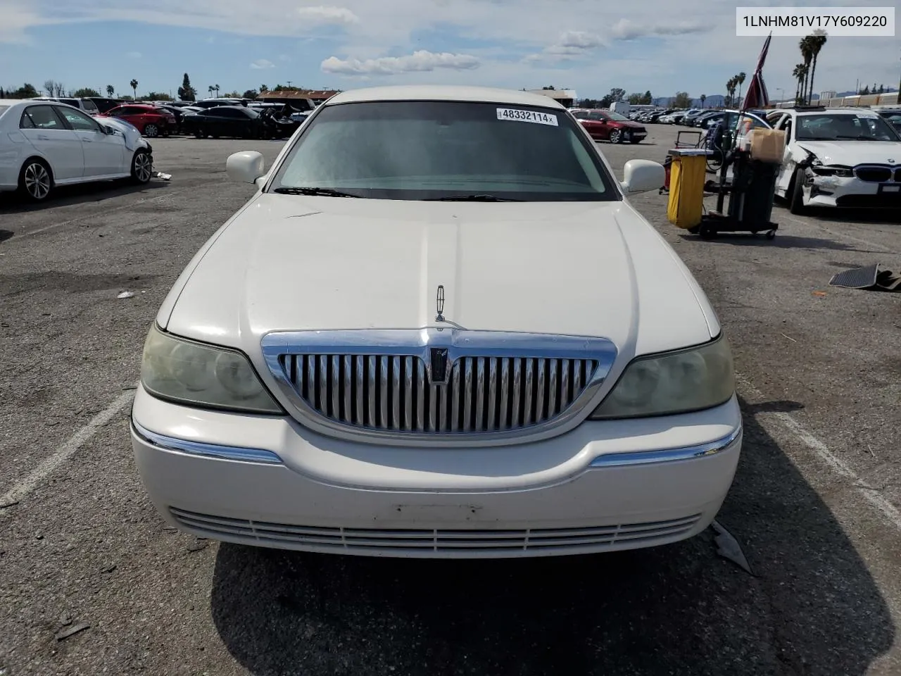 1LNHM81V17Y609220 2007 Lincoln Town Car Signature