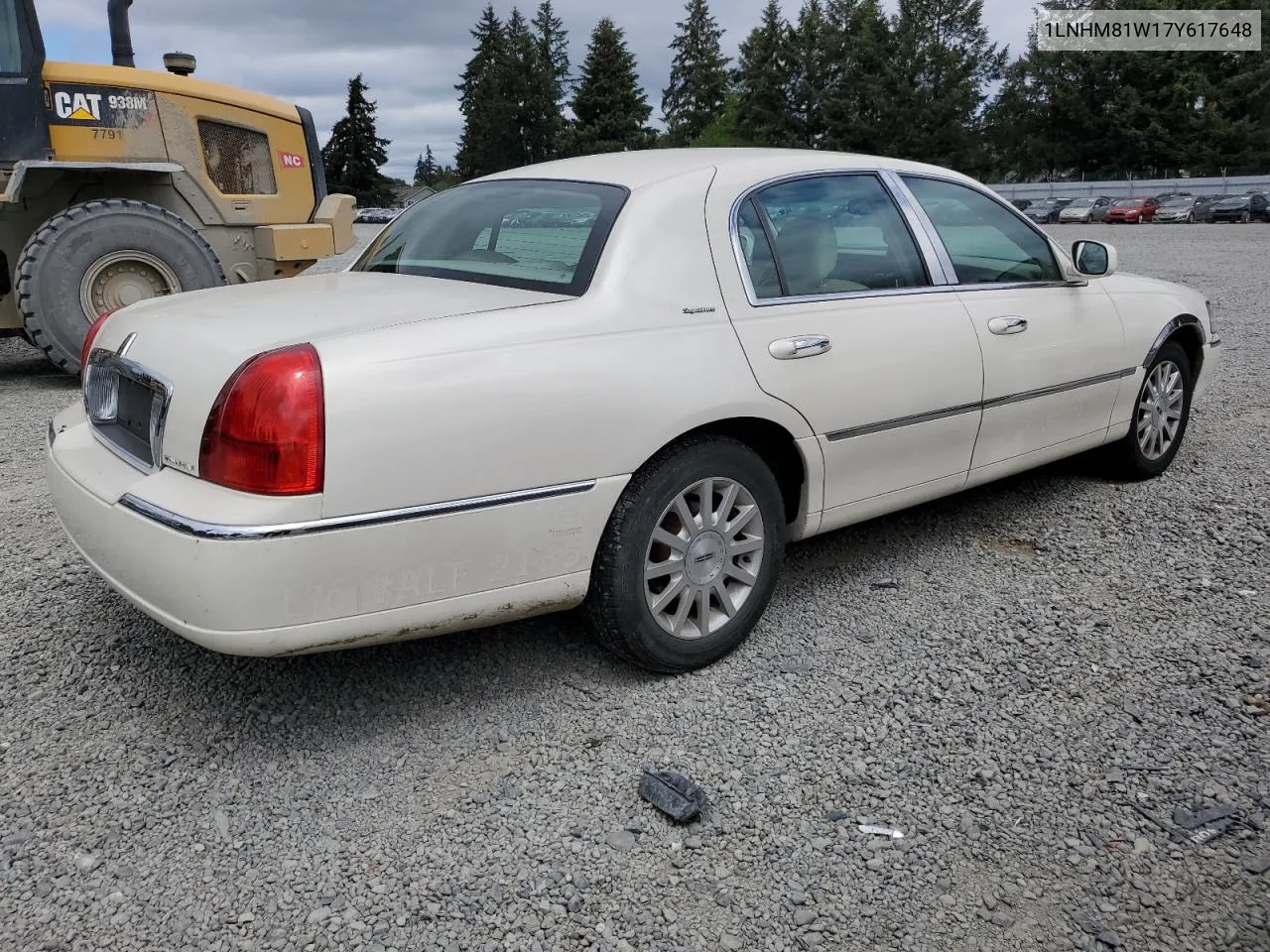 2007 Lincoln Town Car Signature VIN: 1LNHM81W17Y617648 Lot: 51966134