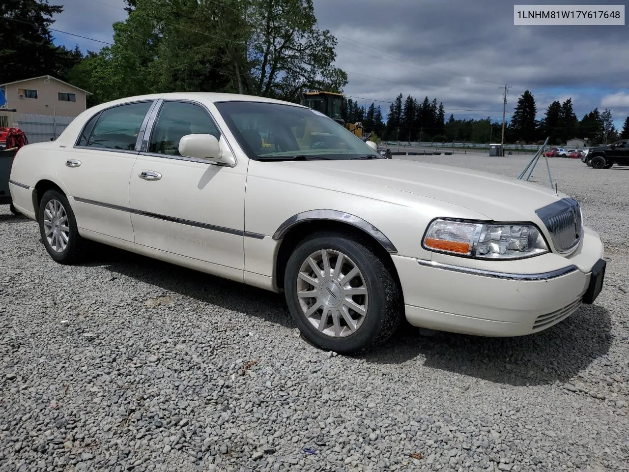 2007 Lincoln Town Car Signature VIN: 1LNHM81W17Y617648 Lot: 51966134