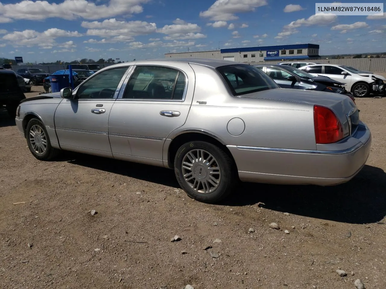 2007 Lincoln Town Car Signature Limited VIN: 1LNHM82W87Y618486 Lot: 54259814