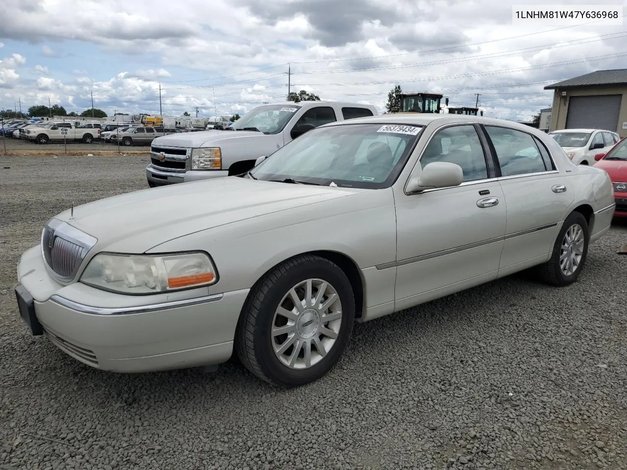 2007 Lincoln Town Car Signature VIN: 1LNHM81W47Y636968 Lot: 56379434