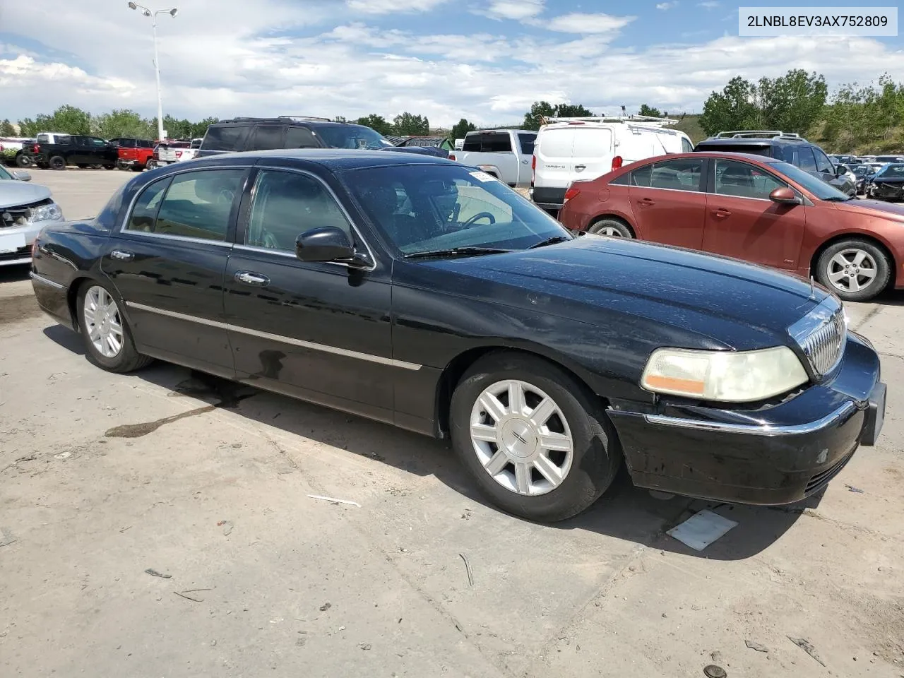 2LNBL8EV3AX752809 2010 Lincoln Town Car Executive L