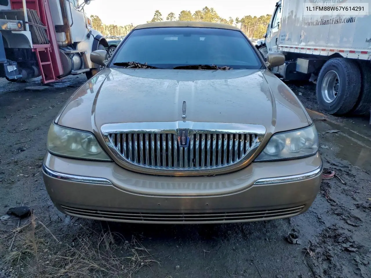 1L1FM88W67Y614291 2011 Lincoln Town Car