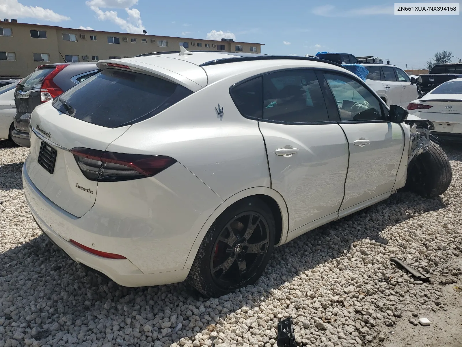 ZN661XUA7NX394158 2022 Maserati Levante Base