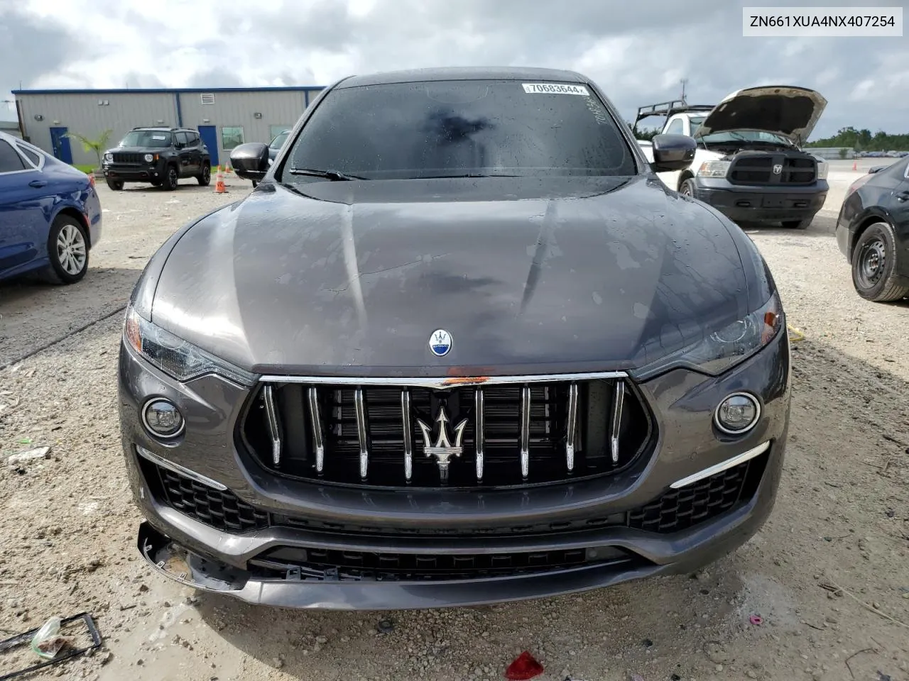 ZN661XUA4NX407254 2022 Maserati Levante Base