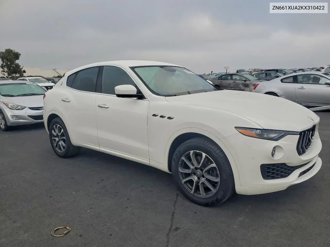 ZN661XUA2KX310422 2019 Maserati Levante