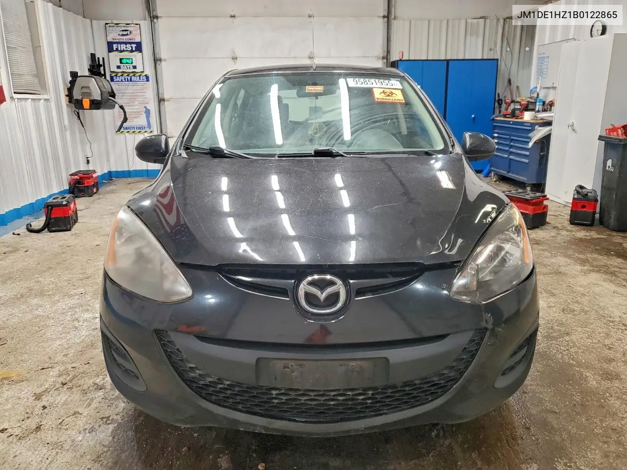 JM1DE1HZ1B0122865 2011 Mazda Mazda2
