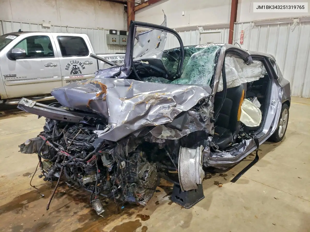JM1BK343251319765 2005 Mazda 3 Hatchback