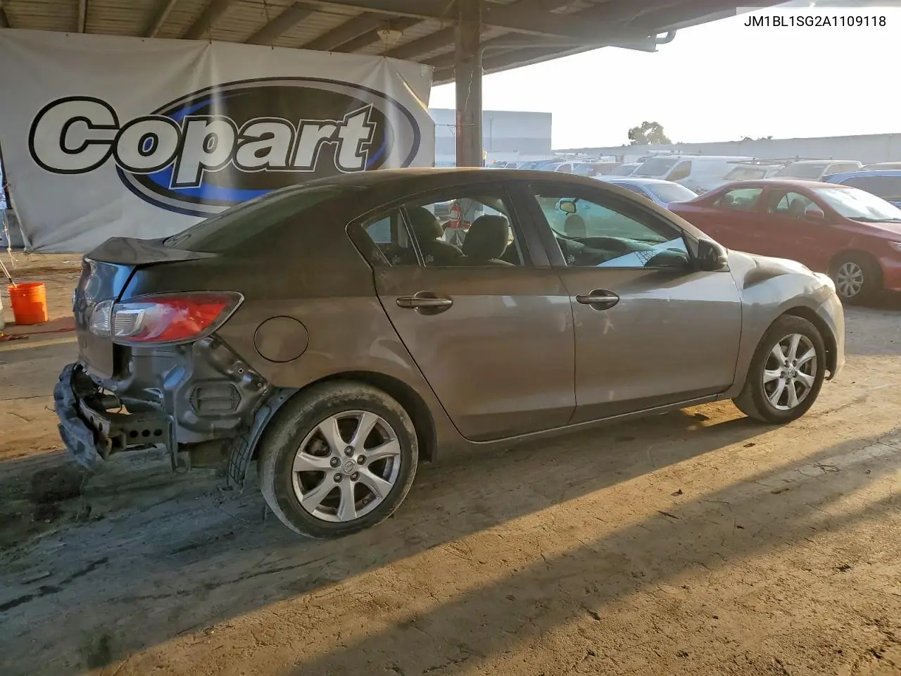 JM1BL1SG2A1109118 2010 Mazda 3 I
