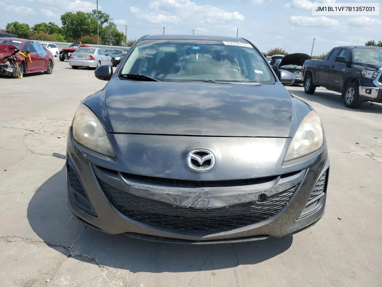 JM1BL1VF7B1357031 2011 Mazda 3 I