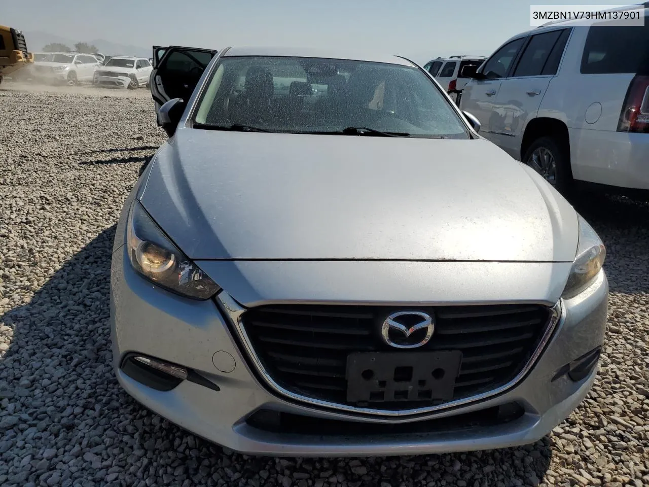 3MZBN1V73HM137901 2017 Mazda 3 Touring