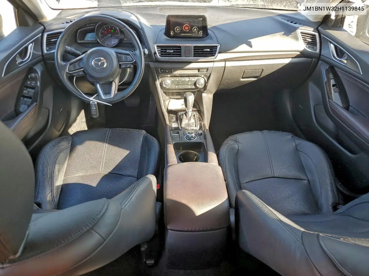 JM1BN1W32H1139845 2017 Mazda 3 Grand Touring