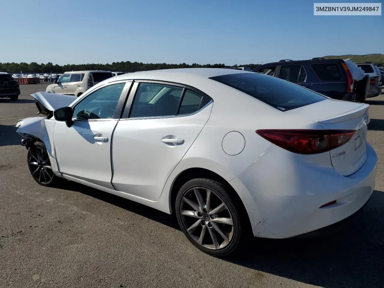 3MZBN1V39JM249847 2018 Mazda 3 Touring