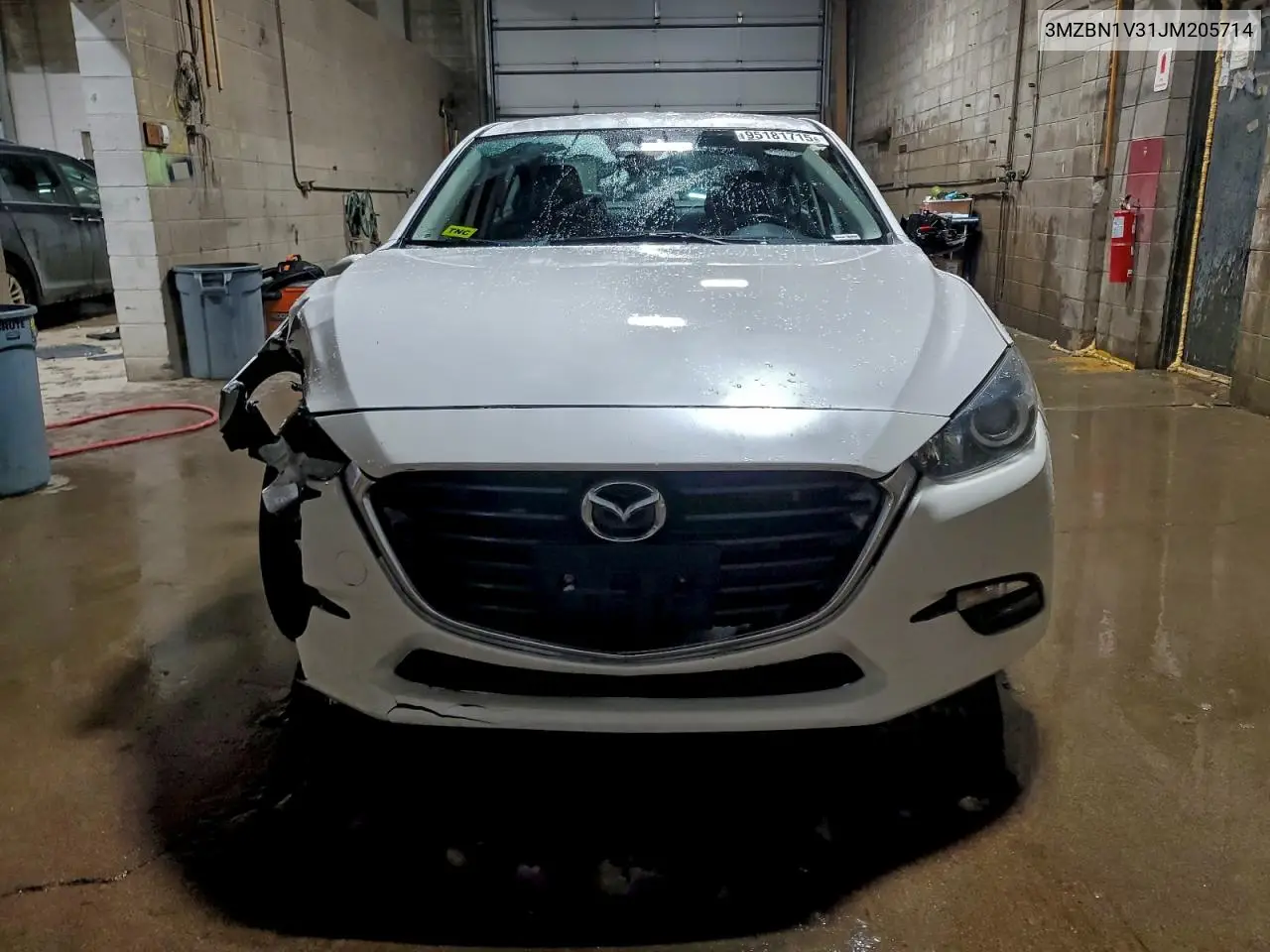 3MZBN1V31JM205714 2018 Mazda 3 Touring