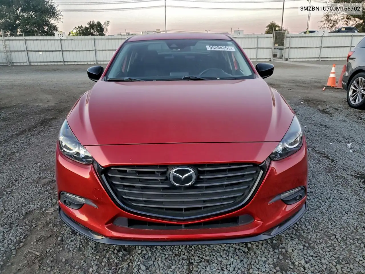 3MZBN1U70JM166702 2018 Mazda 3 Sport
