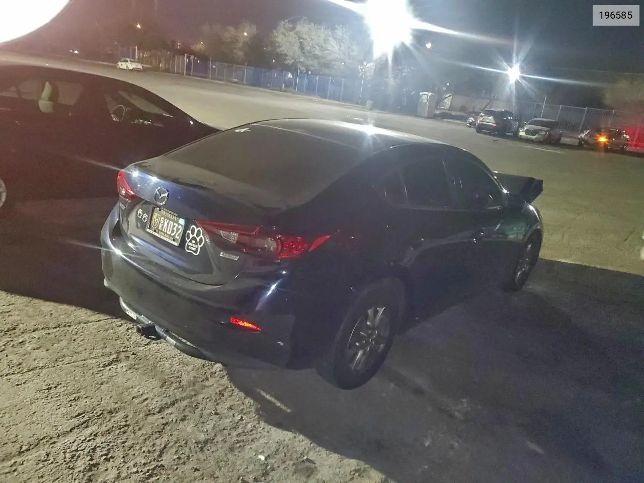 196585 2018 Mazda 3 Sport