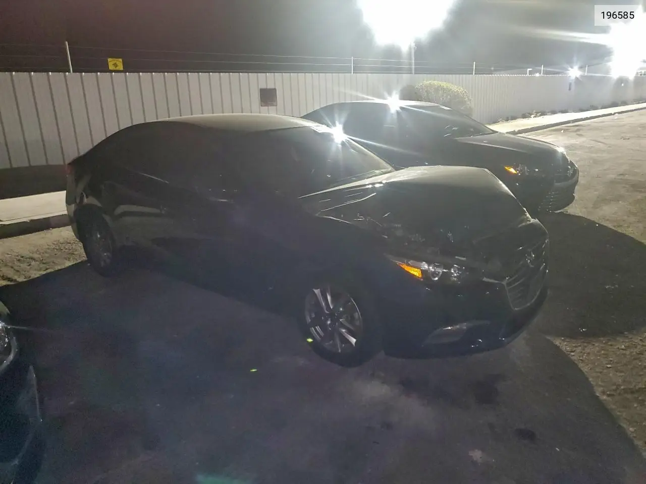 196585 2018 Mazda 3 Sport