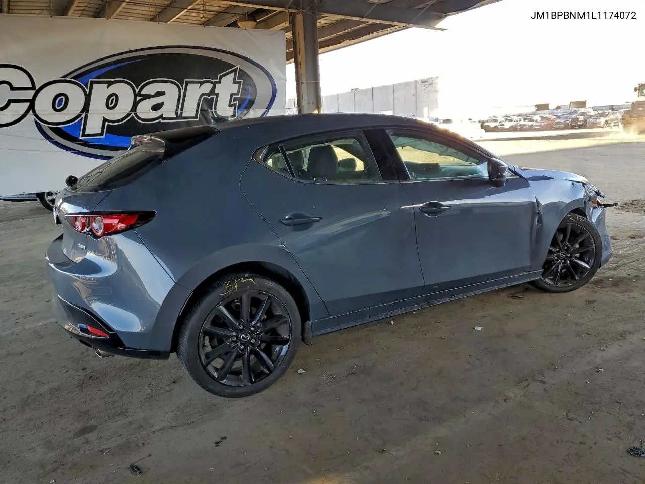 JM1BPBNM1L1174072 2020 Mazda 3 Premium