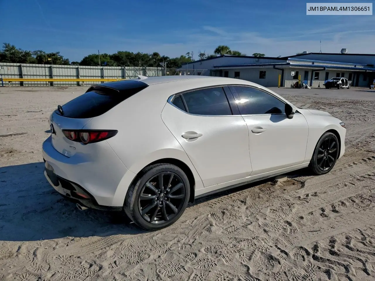 JM1BPAML4M1306651 2021 Mazda 3 Premium
