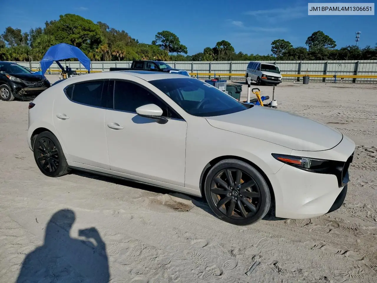 JM1BPAML4M1306651 2021 Mazda 3 Premium